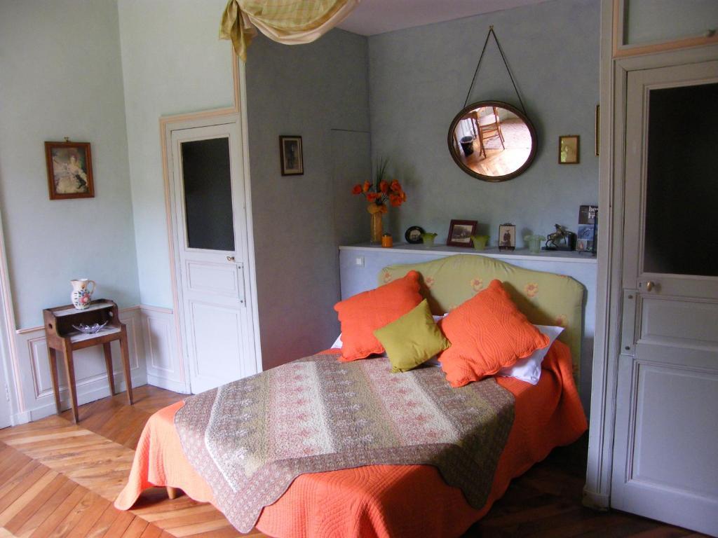 Chateau Des Martinanches Saint-Dier-d'Auvergne Ruang foto